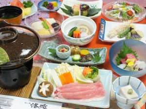 お部屋食!!納涼会席をゆったり12畳のお部屋で