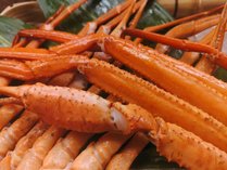 11月末まで夕食バイキングにカニ延長いたします。