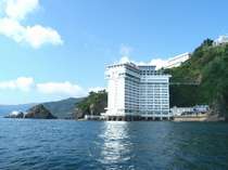 【ホテルニューアカオ】海の上に建つホテルからは何も遮るもののない絶景をご覧いただけます