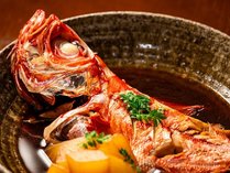 【金目鯛煮付】ふわふわの食感をお楽しみください→金目鯛姿煮付プランで予約