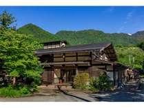 正面玄関 正面玄関