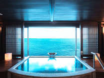 最上階貸切温泉露天風呂～薫～では入浴しながら絶景が楽しめます。