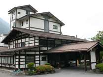 ■【外観】素朴な自然と木々に囲まれた、静かな宿です。 ■【外観】素朴な自然と木々に囲まれた、静かな宿です。