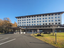 【外観】2015.12月。外装工事も無事終了!ピカピカになって皆さまをお出迎えいたします♪ 【外観】2015.12月。外装工事も無事終了!ピカピカになって皆さまをお出迎えいたします♪