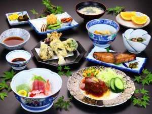 【スタンダード】女将の手料理と伊香保のお湯でホッと安らぐ♪昔ながらの家庭的な温泉旅館を楽しむ★