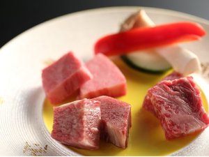 信州牛・飛騨牛・国産ブランド牛３種の牛肉食べ比べ一例