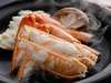 「カニ陶板焼き」蟹の旨味が凝縮された逸品