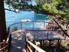 ◆対島の滝と相模湾を望む展望台です。「かさご根」とはこの岬の名前。