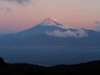 達磨山ﾚｽﾄﾊｳｽから見た「朝焼けの富士山」（温泉場から車で２０分）
