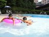 �ċG����̉��O�v�[���􂨍D���ȕ����ւ�{�[������������ŉƑ��݂�ȃ��]�[�g�C����
